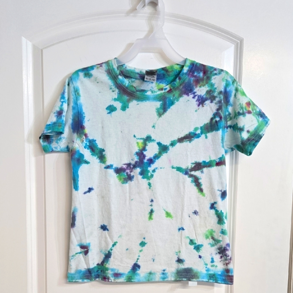 Hand Crafted Tie Dye XS Multicolored Tee Shirt